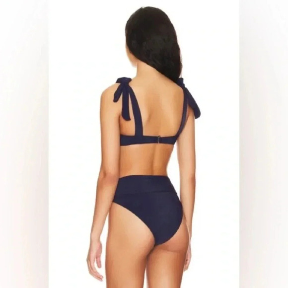 Beach Riot Blair Bikini Top in Navy Small B1483 - Picture 3 of 6